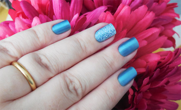 essie-beach-bum-blu1