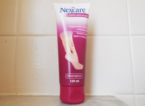 creme-para-pes-nexcare