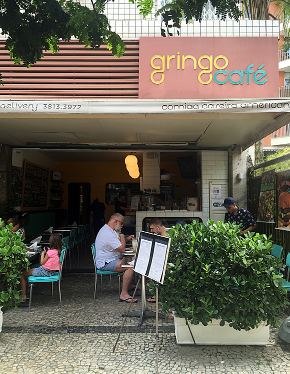 Fachada do Gringo Café